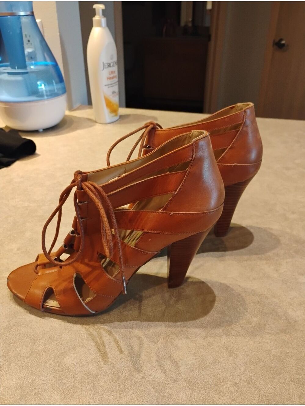 BCBGeneration Brown Lace-Up Cutout Heeled Sandals/Shoes - Picture 2 of 8